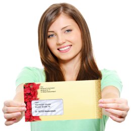 10 patterned envelopes RED CHRISTMAS STARS in standard DIN long format (with windows)